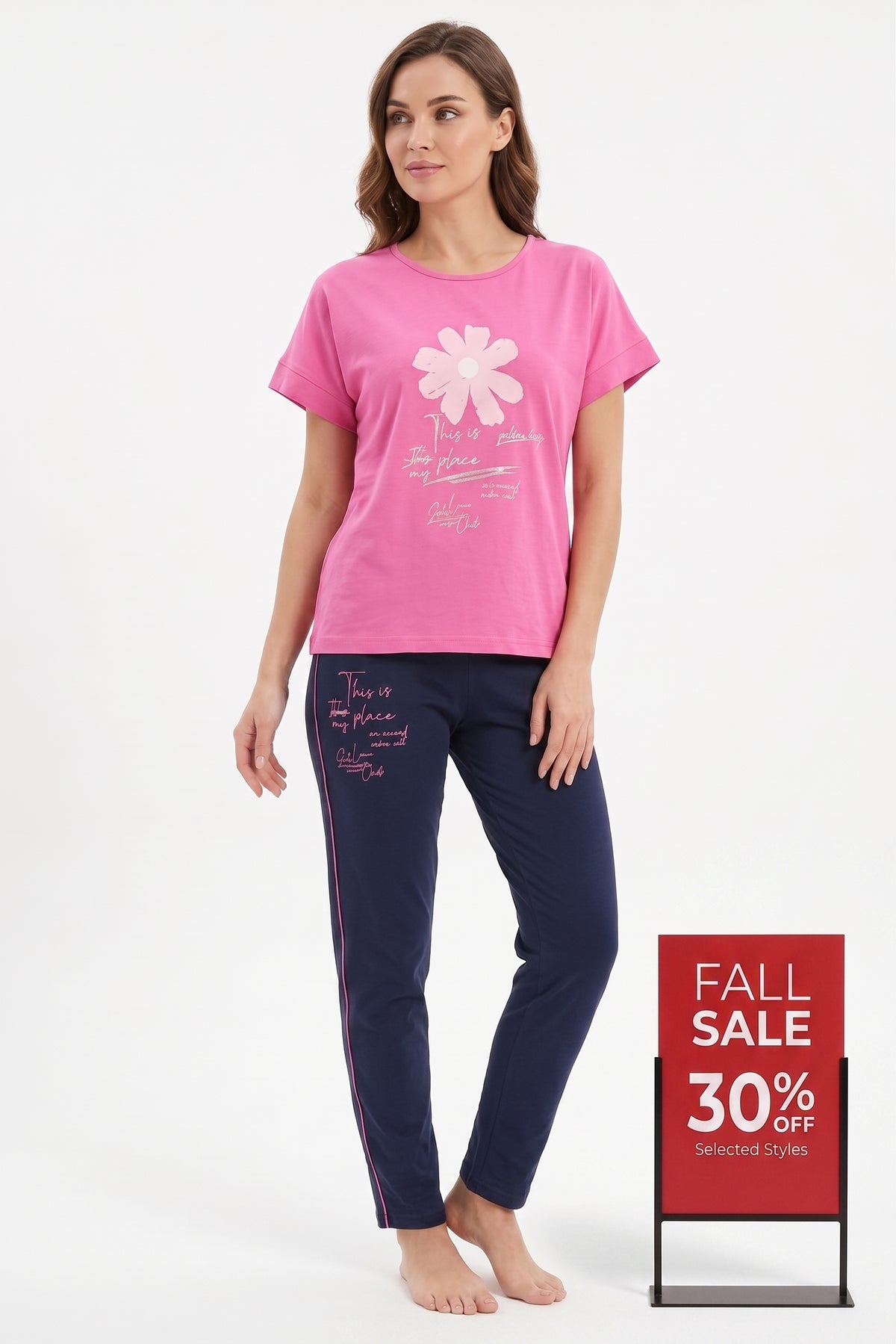 Women's pajamas set, short-sleeved top and comfortable trousers