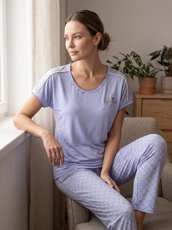 Comfortable Women's Viscose Lycra Pajamas